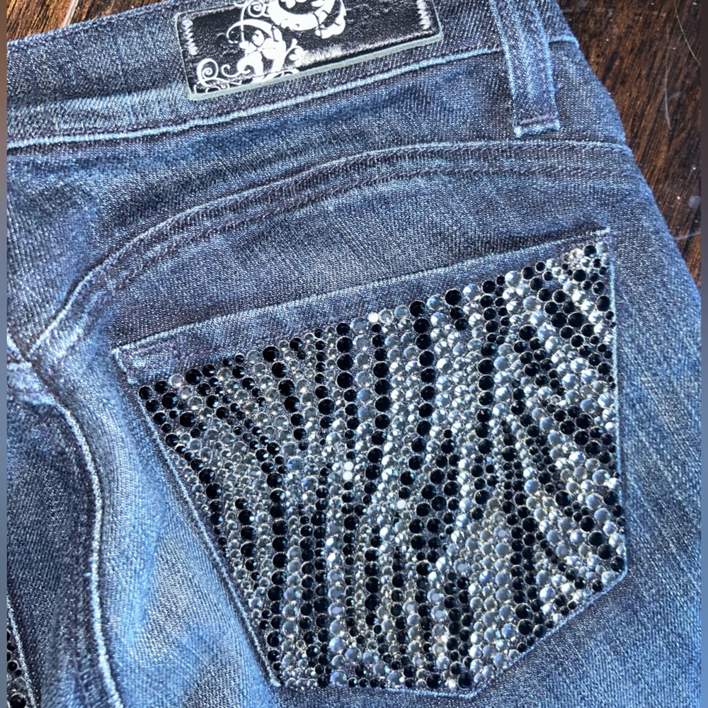 We the People bling pockets sz 25 Jeans Embellished Design straight rhinestones